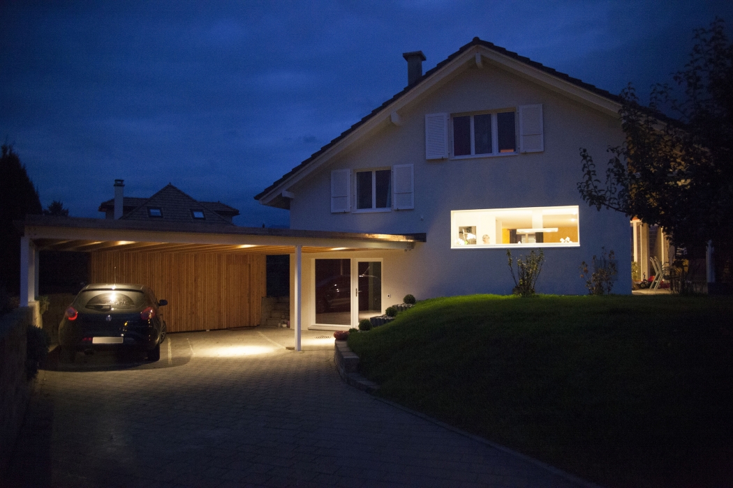 Hausrenovierung ökologische Sanierung Architektenhaus ökologisches Haus umweltfreundliches Zuhause Öko-Haus grüne Architektur umweltfreundliche Architektur Holzhaus gesundes Zuhause nachhaltige Architektur zeitgenössische Architektur moderne Architektur Architekturbüro Architektin Freiburg Architektin Bulle Architektin Romont Um- und anbau