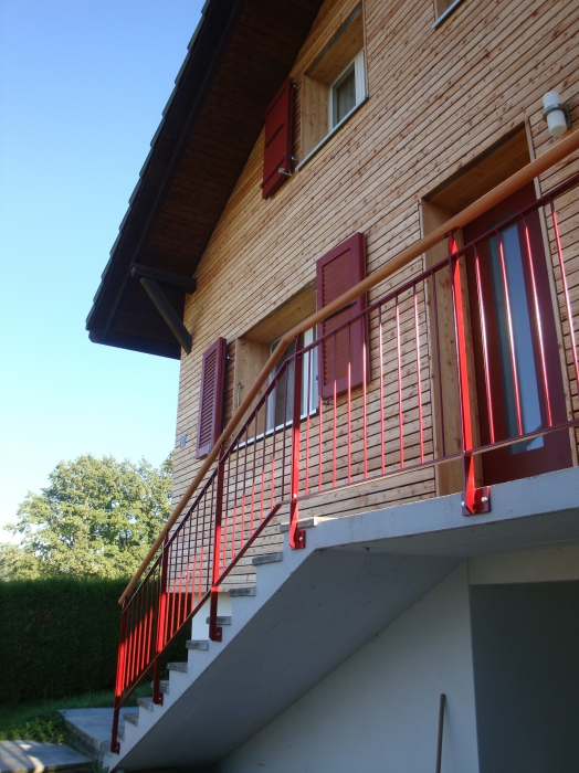 Hausrenovierung ökologische Sanierung Architektenhaus ökologisches Haus umweltfreundliches Zuhause Öko-Haus grüne Architektur umweltfreundliche Architektur Holzhaus gesundes Zuhause nachhaltige Architektur zeitgenössische Architektur moderne Architektur Architekturbüro Architektin Freiburg Architektin Bulle Architektin Romont Sanierung